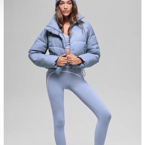 Alo gold rush puffer jacket winter frost